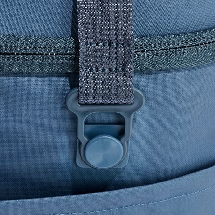 carryouttm-soft-cooler-30-l-t8 250815_hydro_cooler_details_14854_2_5.jpg