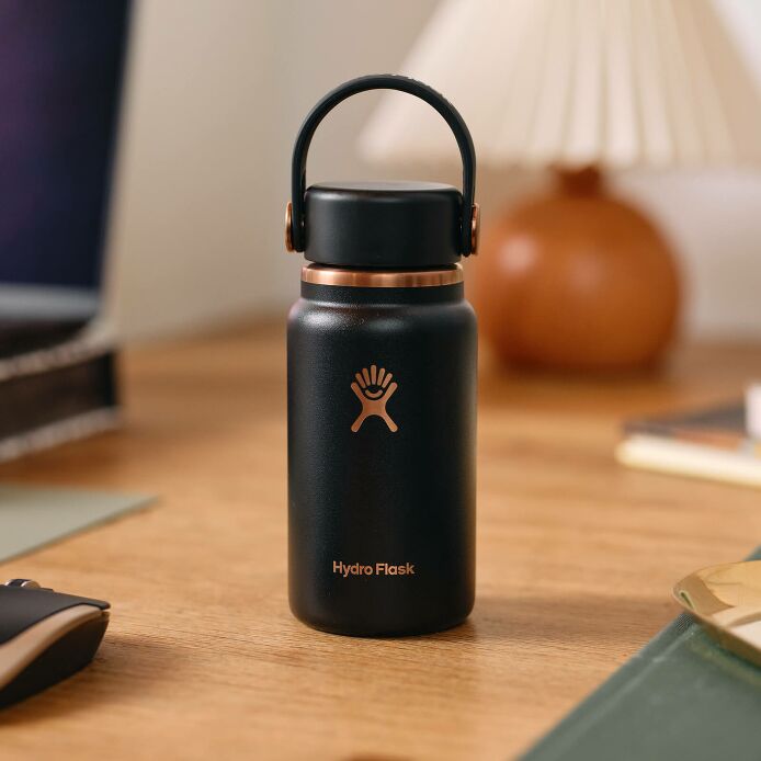 arc-collection-micro-hydro-200-ml-q9 black_-_lifestyle_1.jpeg