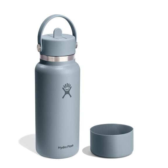 32-oz-straw-bottle-and-boot-bundle-j7 group_199_1.jpg