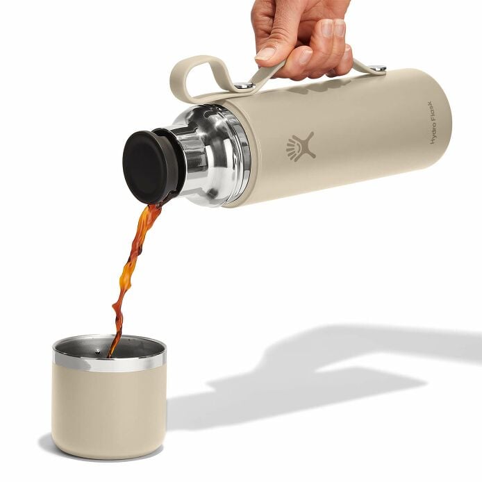 28-oz-hot-flask-and-cup-a1 hot-flask-_-cup-oat-pour.jpg